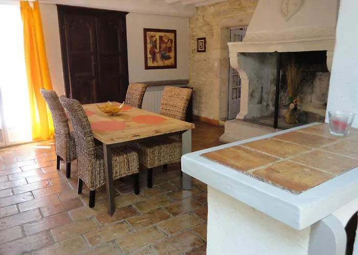 Wellstay * Montpezat (Gard)